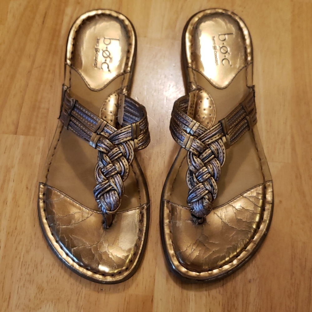 BOC metallic multi size 6 sandals